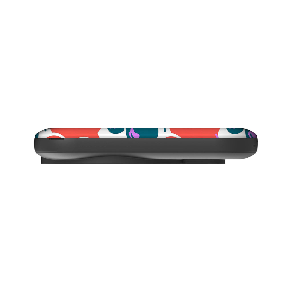 Berry Icon Remix by Salla Niemi — MagSafe CHARGEPOD — Finnaij