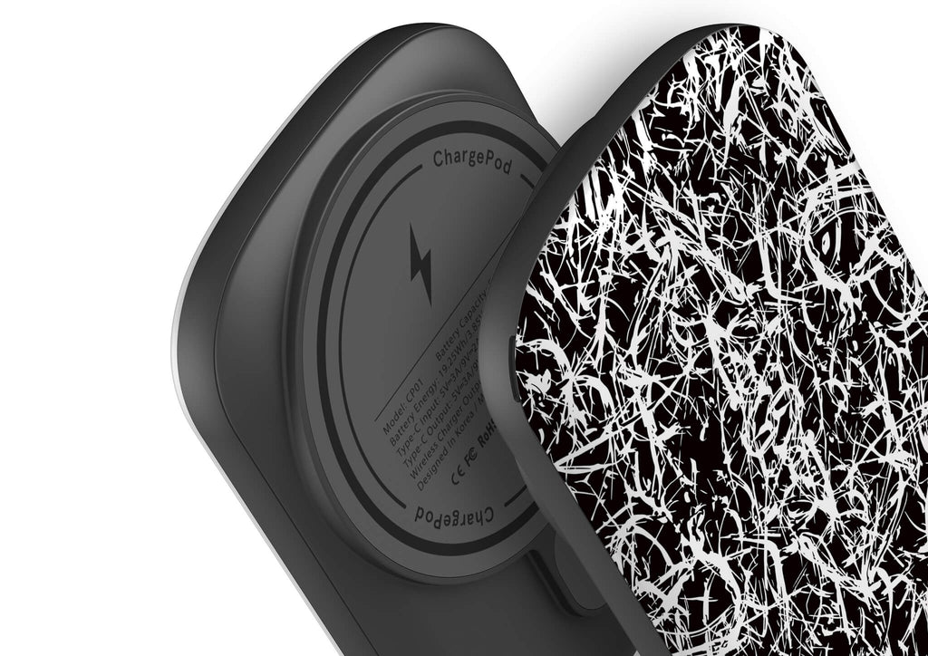 Black-White Grunge MagSafe CHARGEPOD — Finnaij