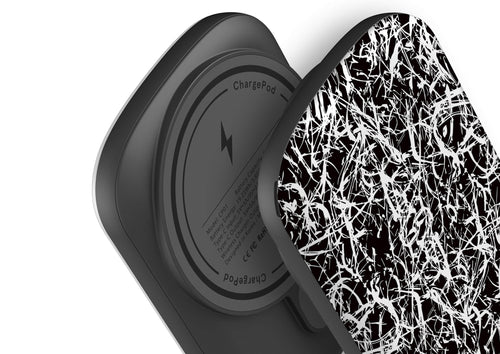 Black-White Grunge — MagSafe CHARGEPOD — Finnaij