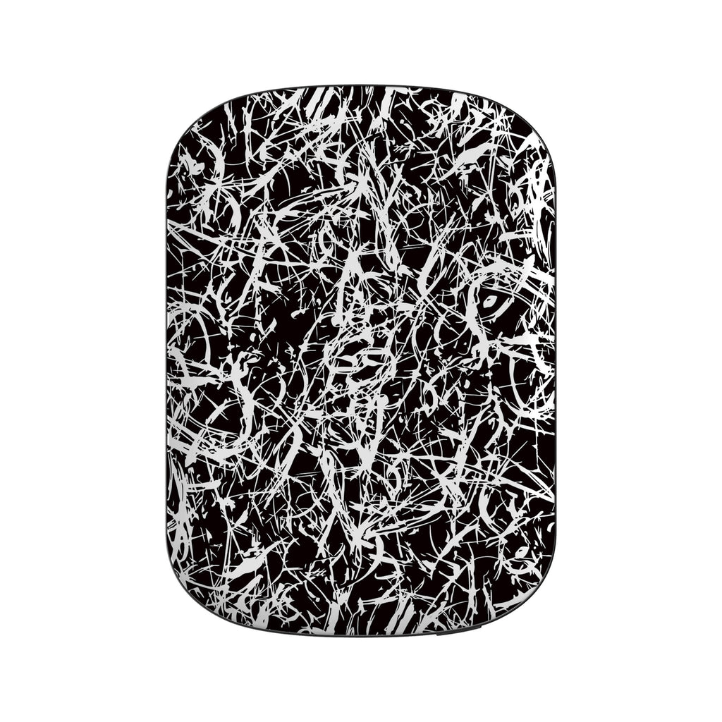 Black-White Grunge MagSafe CHARGEPOD — Finnaij