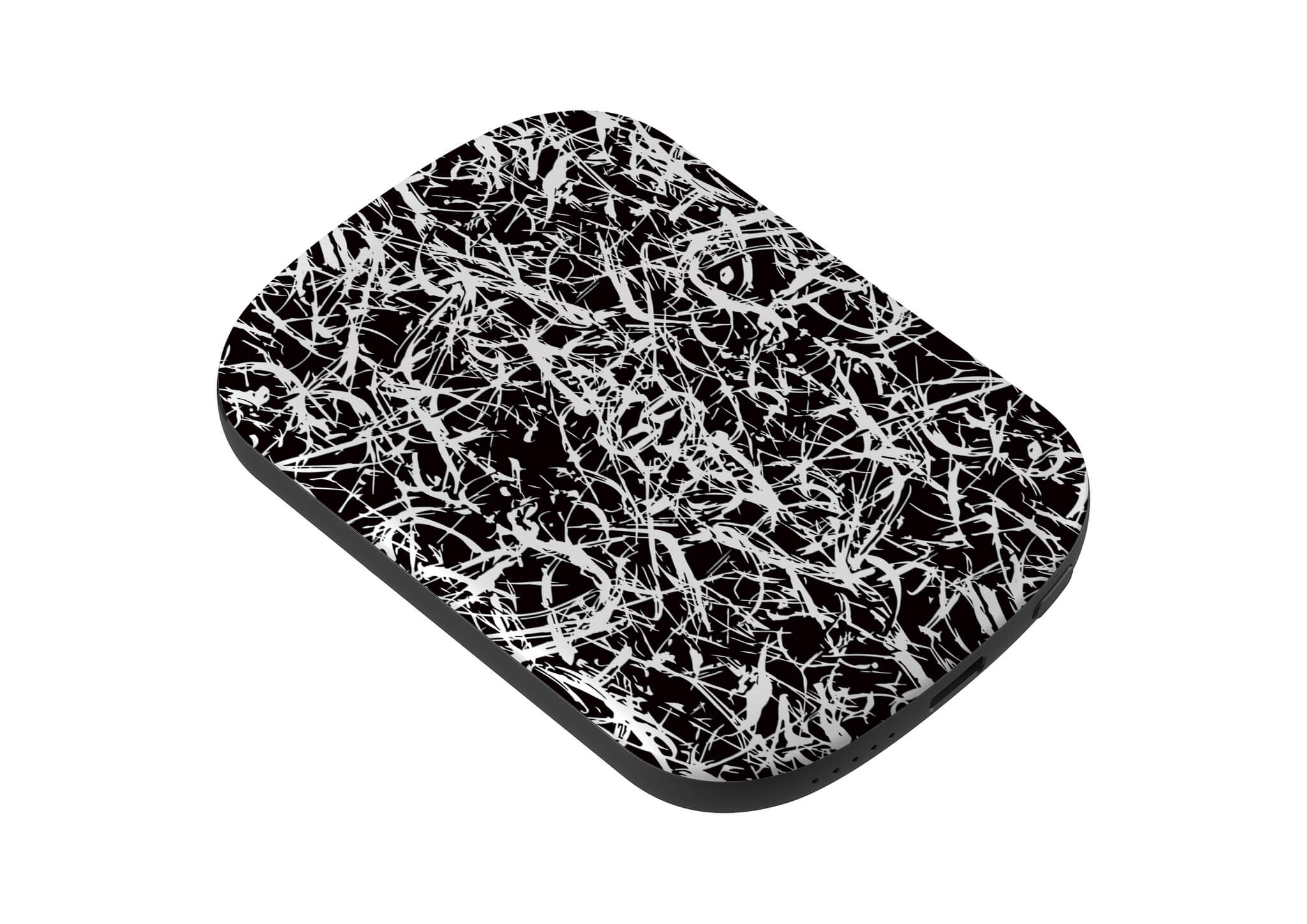 Black-White Grunge MagSafe CHARGEPOD — Finnaij