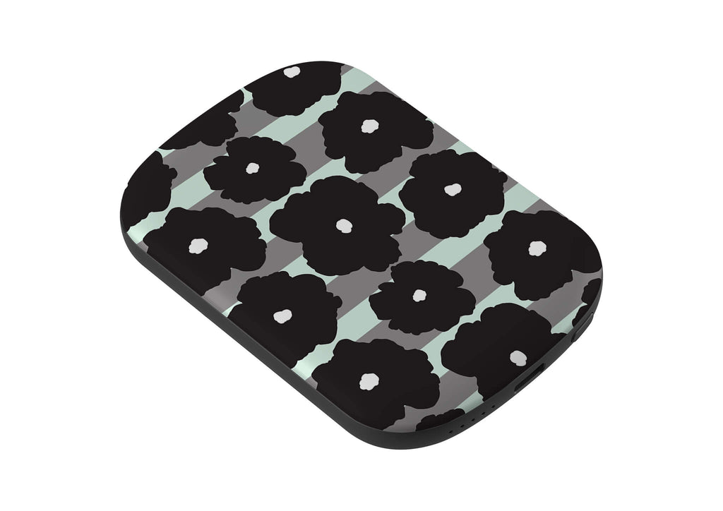 Bold Floral Black MagSafe CHARGEPOD — Finnaij