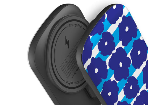 Bold Floral Blue — MagSafe CHARGEPOD — Finnaij
