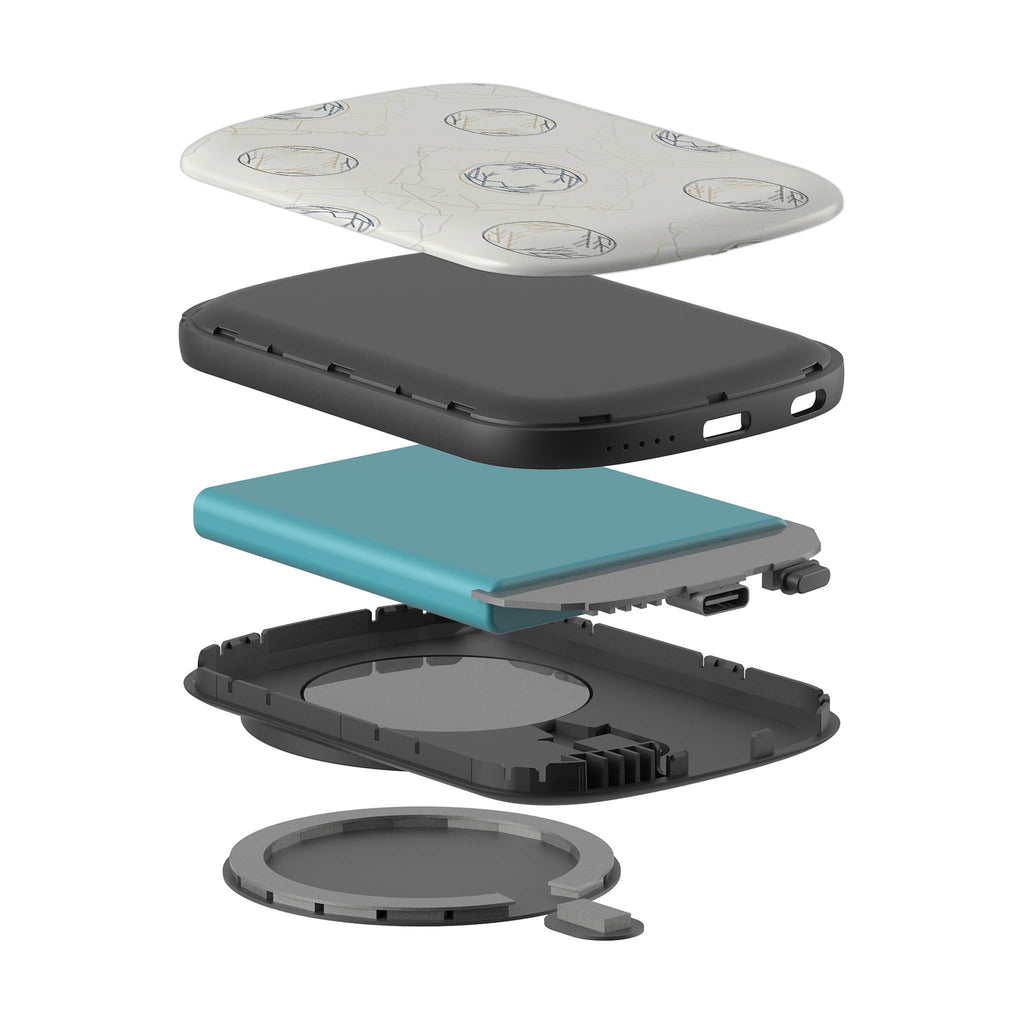 Frozen Lake Silence by Elsi Vaarala — MagSafe CHARGEPOD — Finnaij