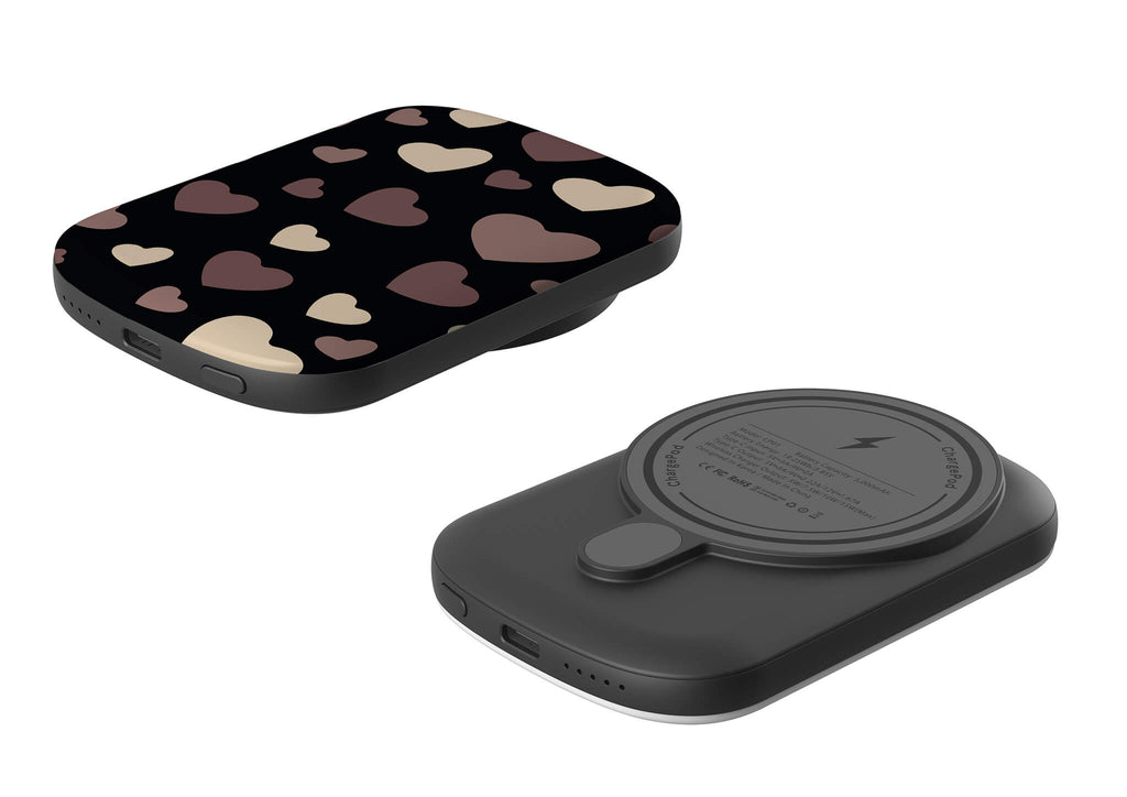 White & Black Hearts MagSafe CHARGEPOD — Finnaij